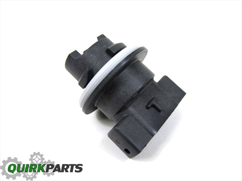 01 07 Chrysler Pt Cruiser Tail Lamp Light Bulb Socket For The Rear 01 07 Chrysler Pt Cruiser Tail Lamp Light Bulb Socket For The Rear Oem New Mopar Ebay